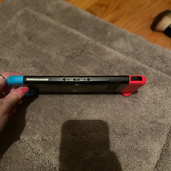 Nintendo switch - Picture 3 of 7